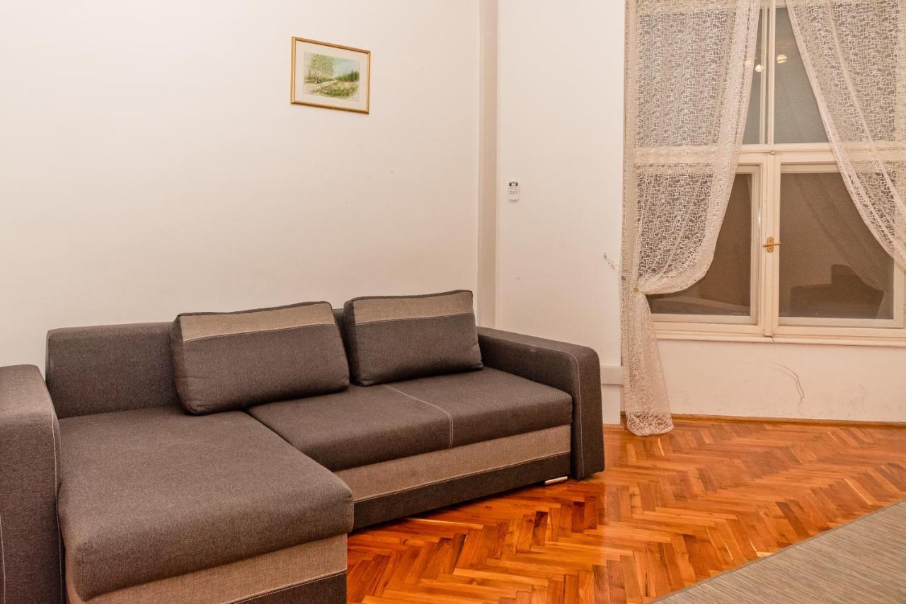 Danubius Grand Astoria Budapest — Photos 1